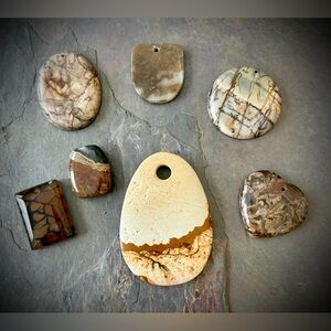 Agate Gemtone Pendant Mix